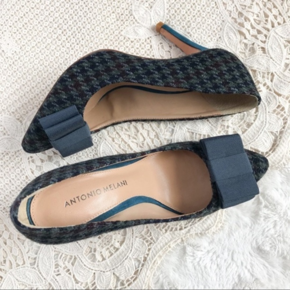 {Antonio Melani} Houndstooth Bow Heel
